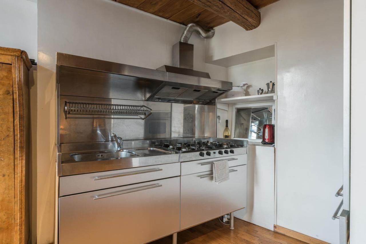 Cozy Wooden Apt In Piazza Navona Lägenhet Rom Exteriör bild