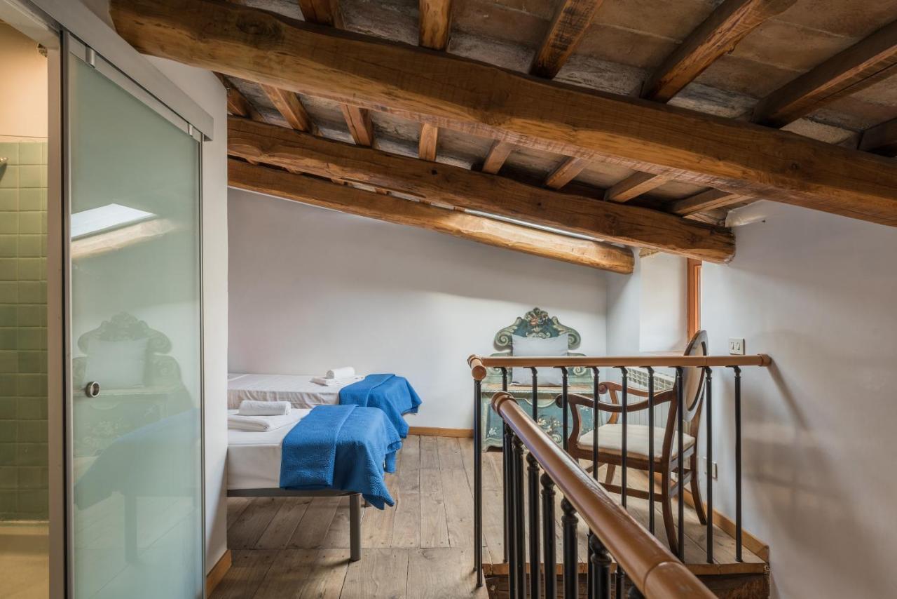 Cozy Wooden Apt In Piazza Navona Lägenhet Rom Exteriör bild