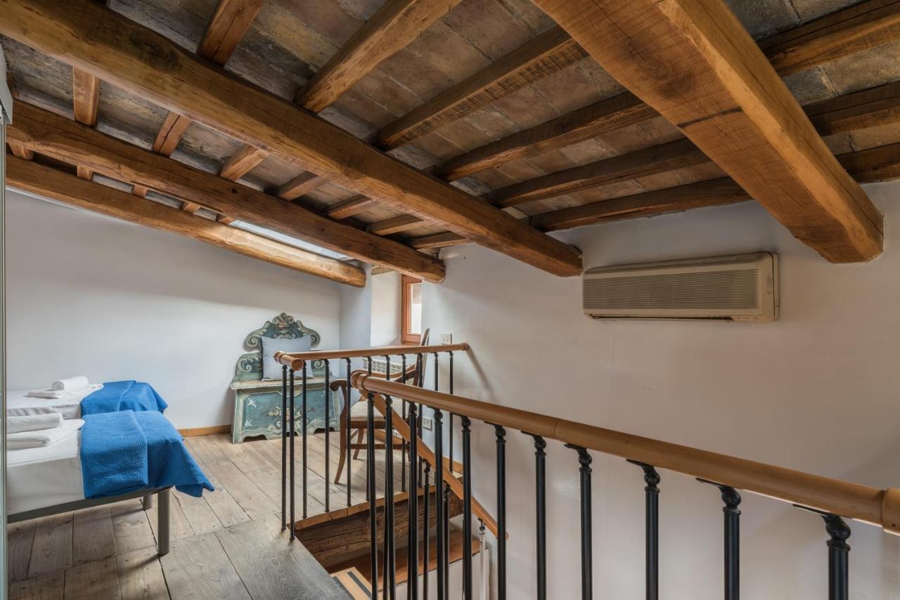 Cozy Wooden Apt In Piazza Navona Lägenhet Rom Exteriör bild